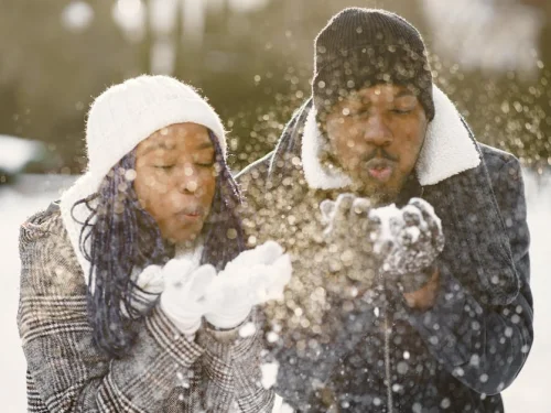 Rüyada Banyo Havlusu Sarılması: Güven, Huzur Sırları