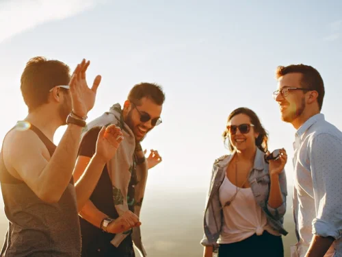 Rüyada Bardak Eriği Yemek: Bilinçaltının Tatlı Mesajları