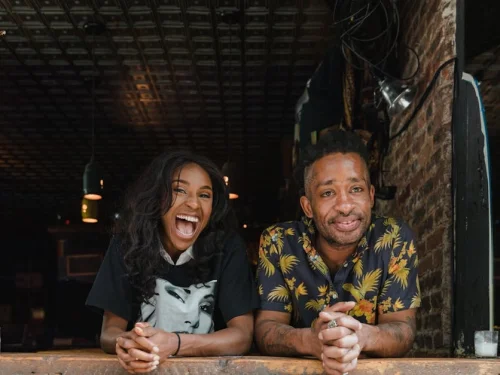 Rüyada Erkek Yanağı Öpmek: Gizemli Mesajlar