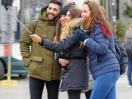 Rüyada Şeyhin Elini Tutmak: Ruhsal Rehberlik Sırları