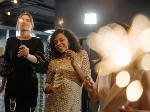 Altın Vermek: Rüyanızdaki Hediye Ne Anlama Geliyor?