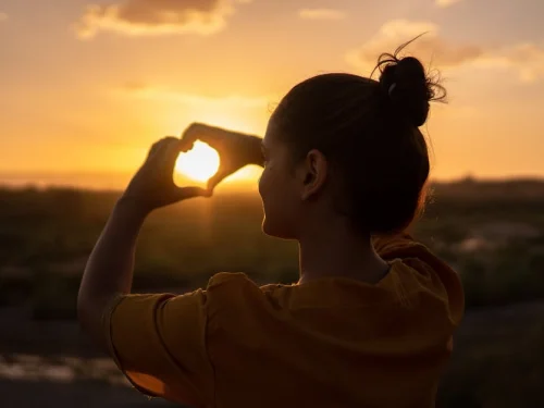 Gizemli Misafirlik: Evde Yemek Rüya Tabiri