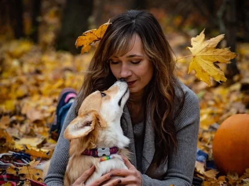 Delik Elbise Dikmek: Rüyanızın Gizemli Mesajı