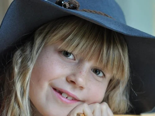 Rüyada Halay Çekmek: Mutluluk ve Birliktelik Sırları