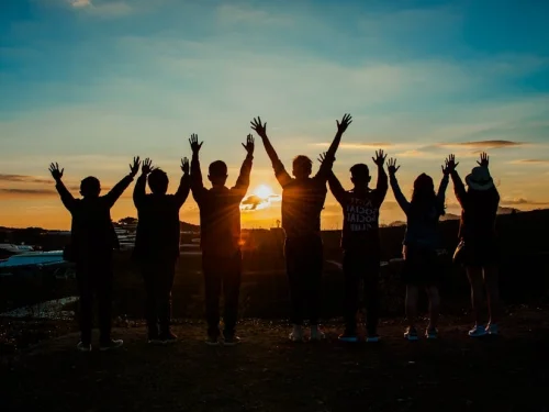 Rüyada Uyanmak İsteyip Uyanamamak: Ruhun Çağrısı