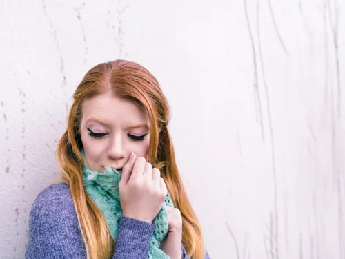 Rüyada Uzun Saçını Kısacık Kestirmek: Dönüşümün Simgesi