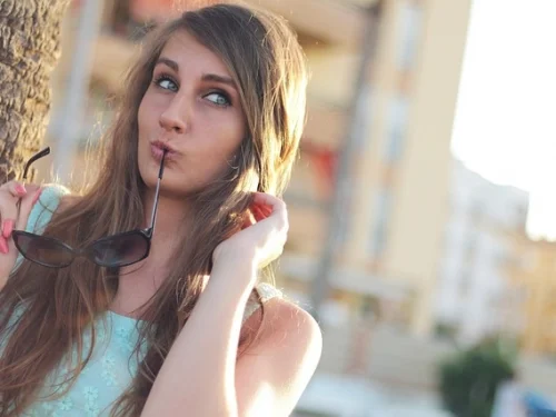 Rüyada Yetişkin Birini Bezlemek ve Gizli Mesajlar