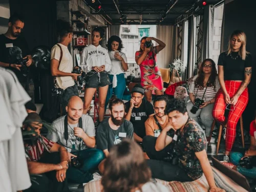 Zeytin Çekirdeği Kırmak: Gizemli Bir Rüya Tabiri